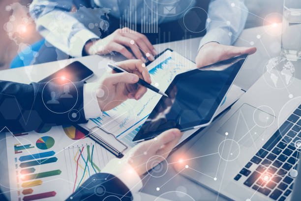 The Role of a Data Analytics Consultant: Maximizing Insights and Driving Business Growth